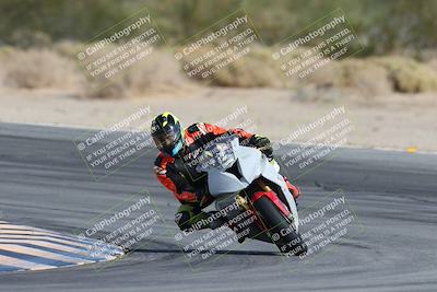 media/Nov-16-2025-Race Pace (Sun) [[8c5fa54630]]/Non Verified Riders (1st 20 Minutes)/2-Turn 10 (1010am)/